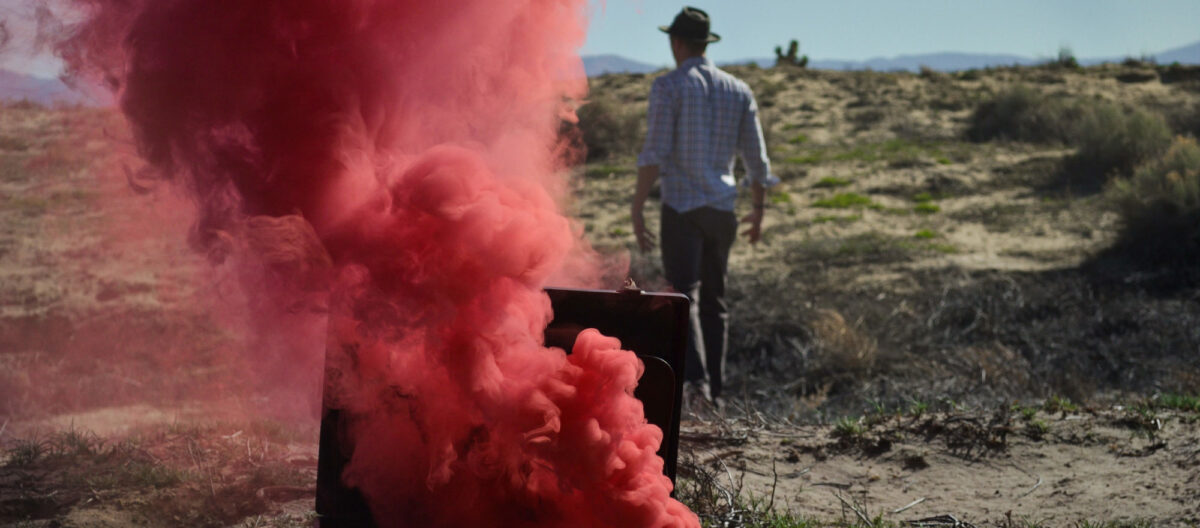 Edgard l'élégant fumigène à propos