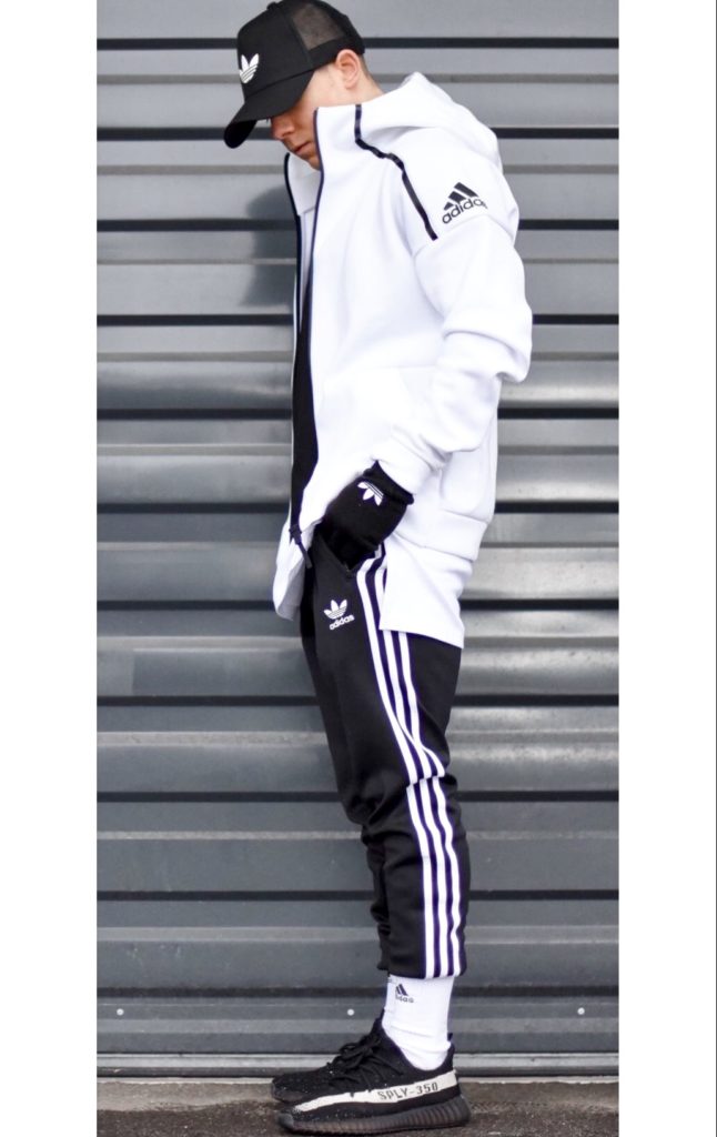 Le look parisien : c'est quoi ? jogging streetwear men adidas 
