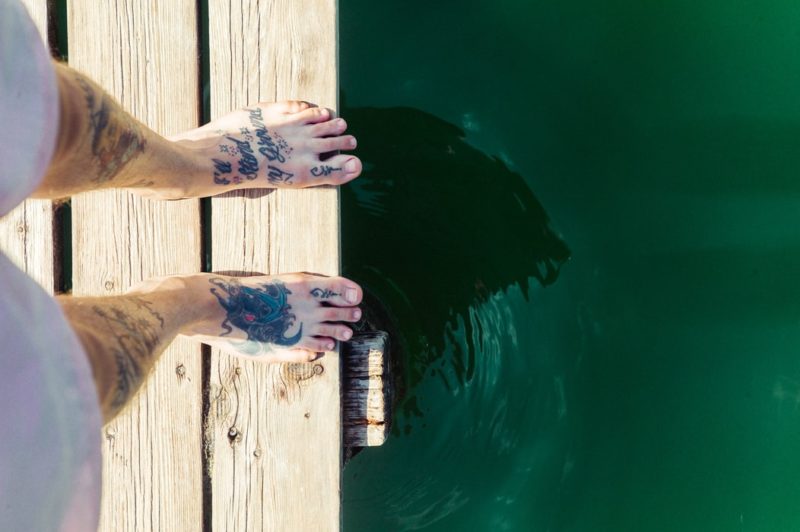 tatouage interdiction conseils eau plage soleil