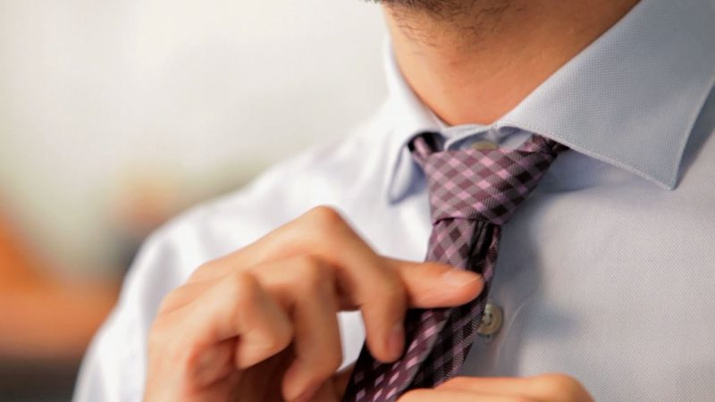Comment nouer sa cravate : Noeud Pratt