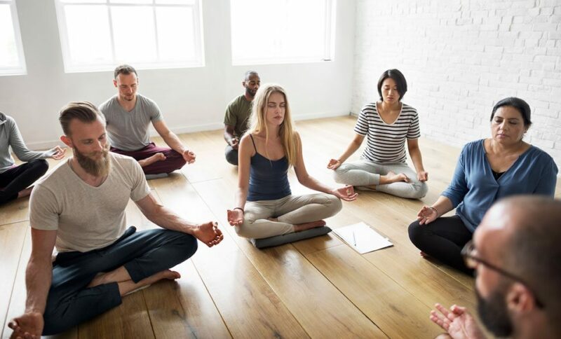 S'initier à la méditation en séance de groupe