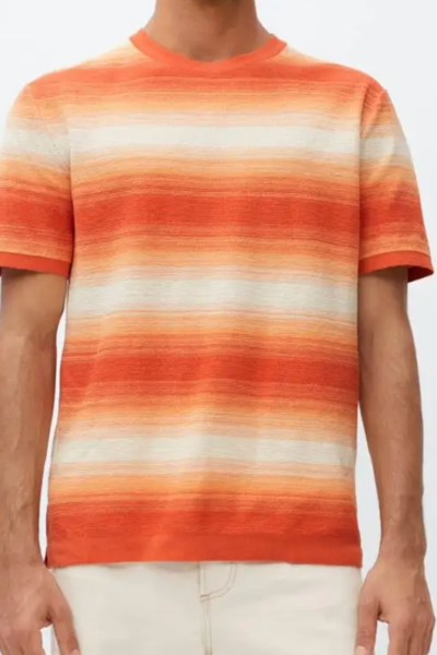 t-shirt orange à rayure