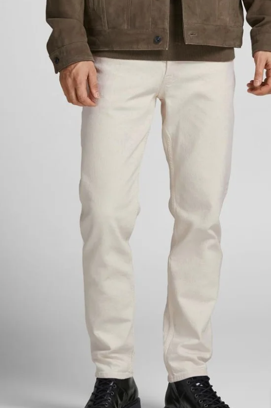 look de la semaine pantalon blanc pour homme
