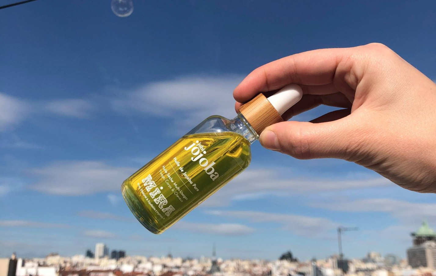 huile de jojoba Mira hydratante anti-age