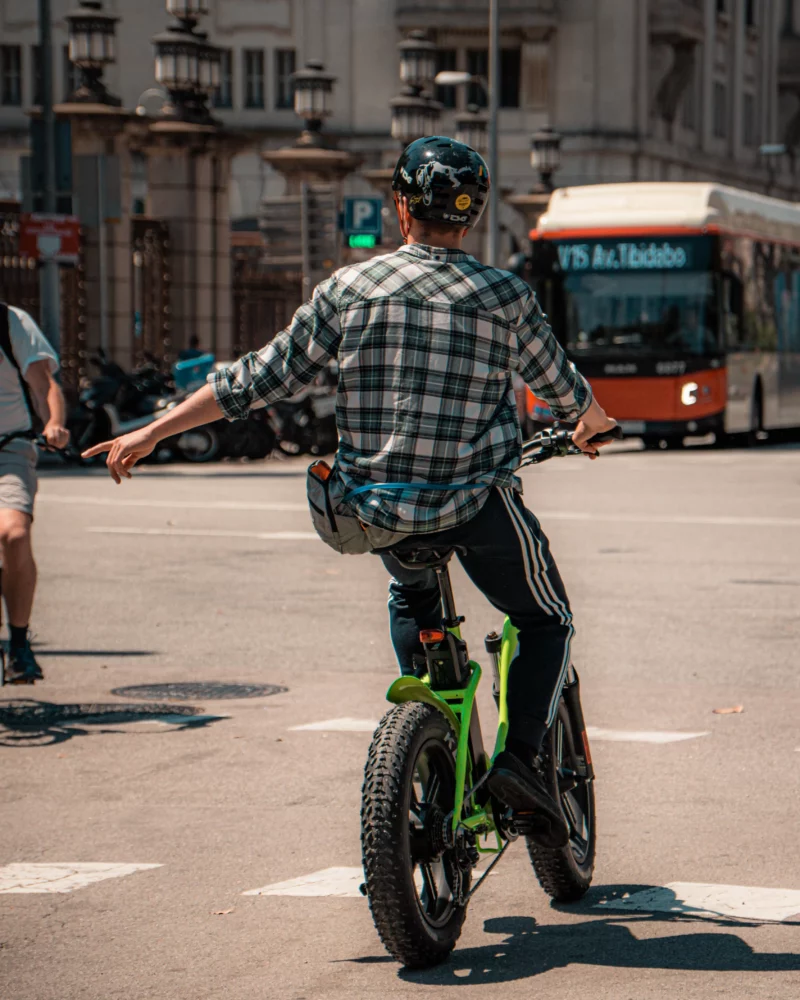 casque vélo avec visière urbain