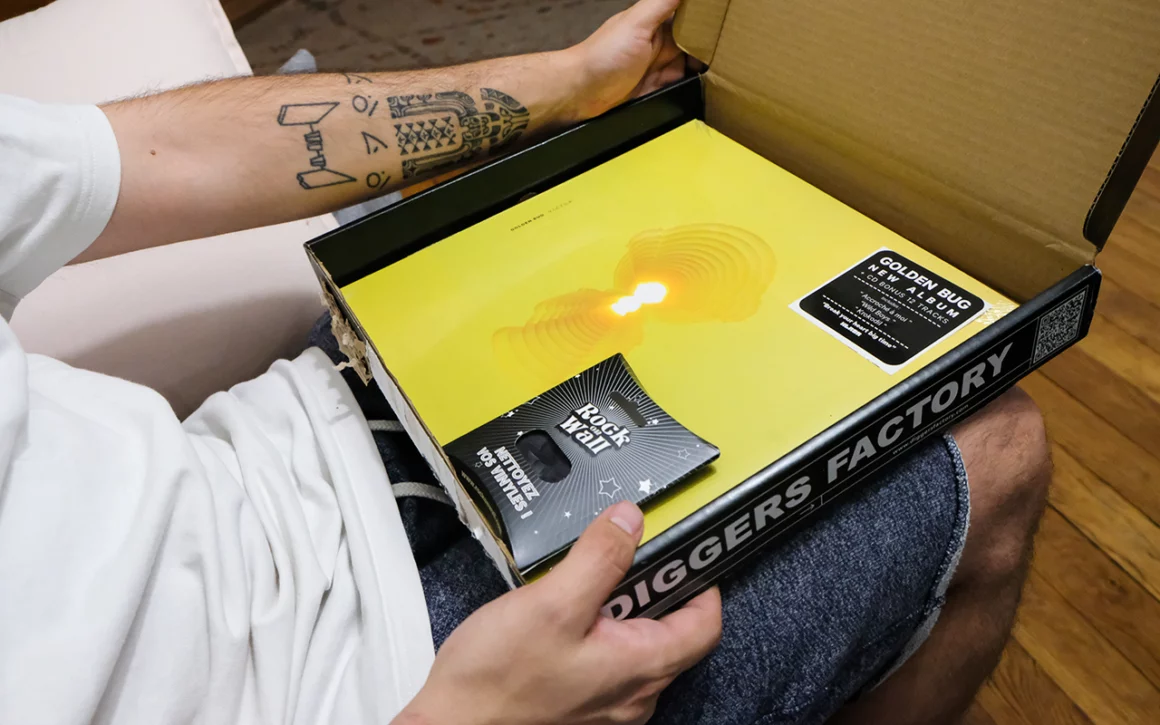 Diggers Factory Test box vinyle
