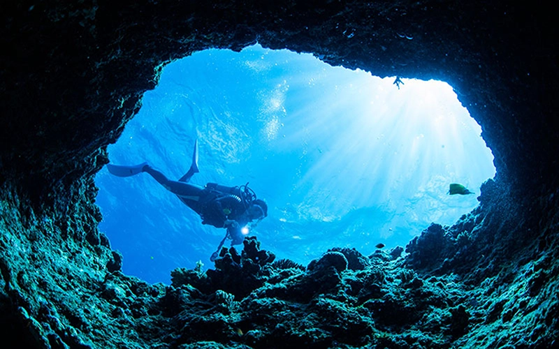 cave diving sports les plus dangereux grotte