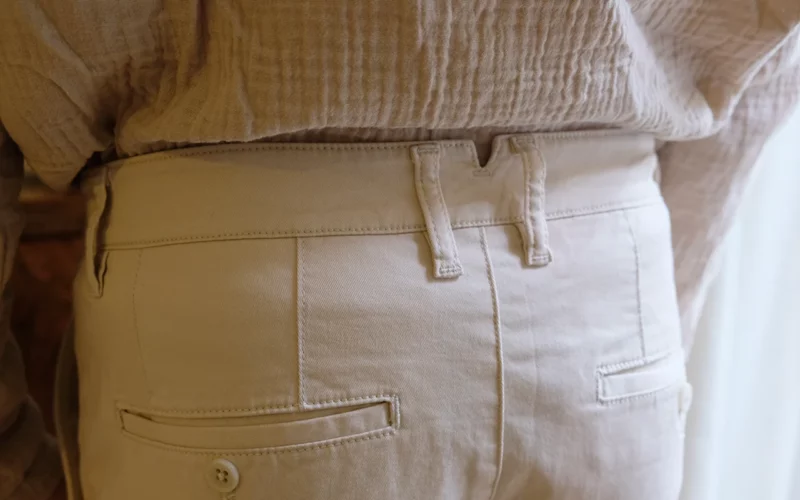 test pantalon chino beige Hockerty