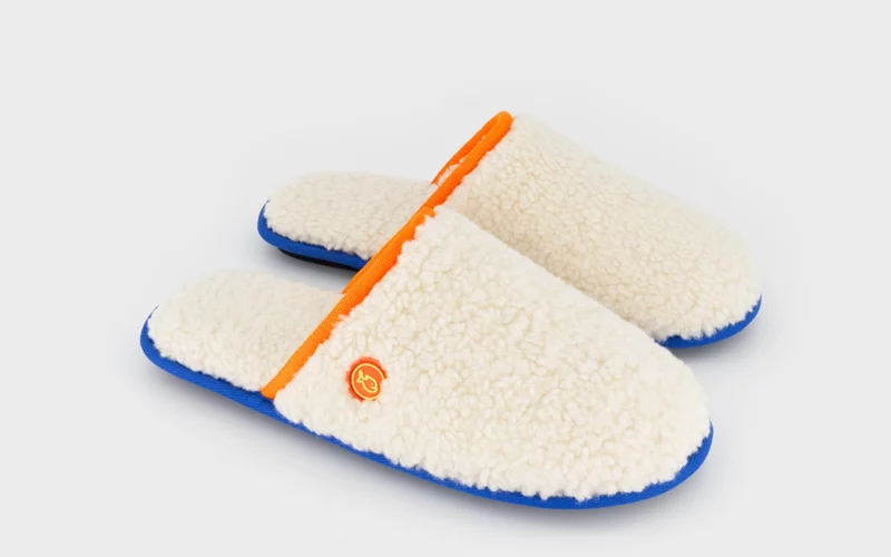 idées cadeaux -50 € chaussons sherpa