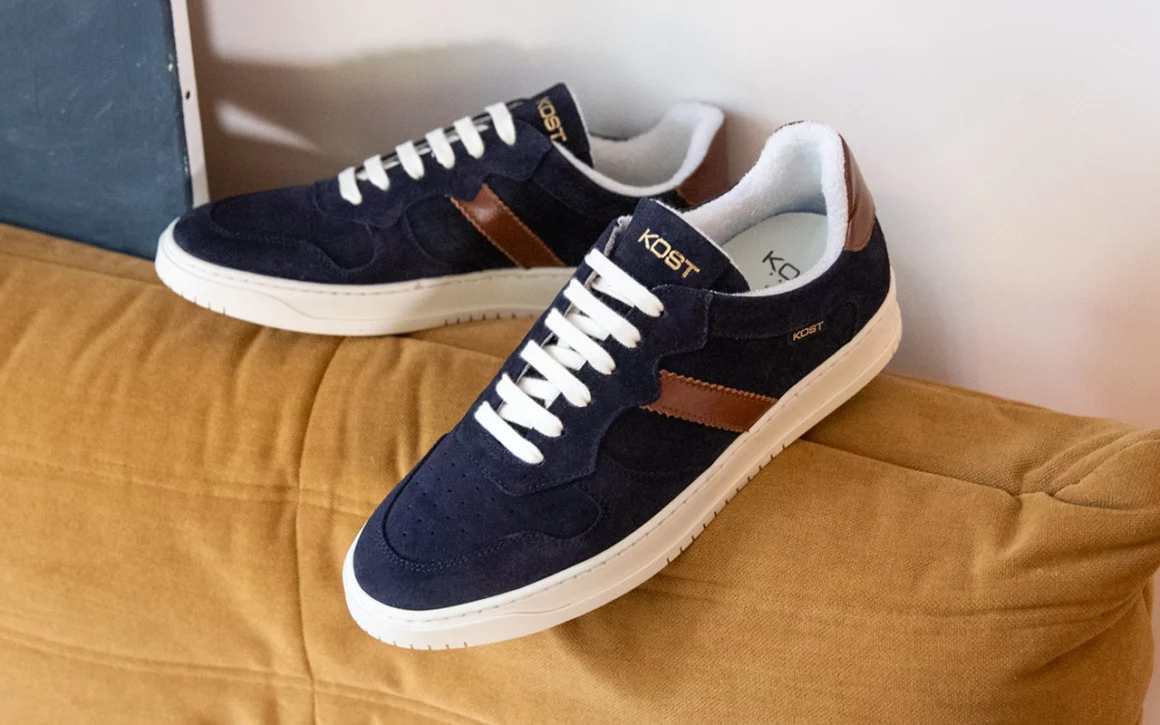 collection Printemps-été de KOST sneakers bleu marine
