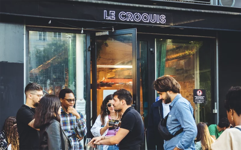 Bars à Paris pas chers le croquis