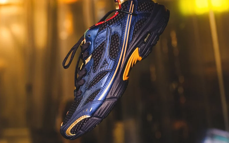 Mizuno MXR Osaka Pack colorway bleu