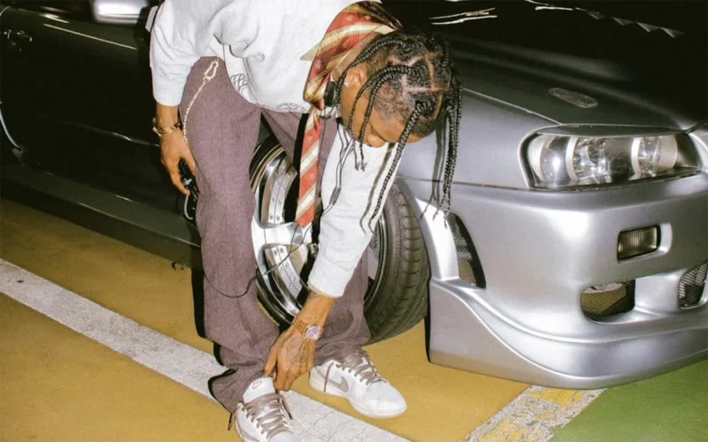 Zoom Field Jaxx LECHE BLUE Travis scott