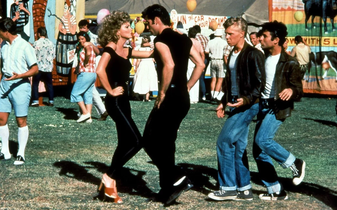 comment s’habiller comme Danny Zuko bas noir