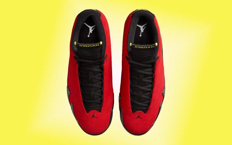Air Jordan 14 Ferrari lacets