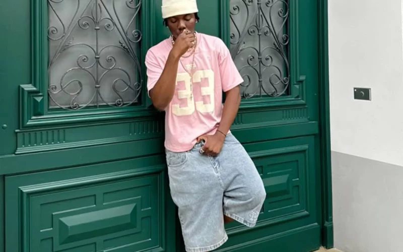 adopter le style année 2000 rose