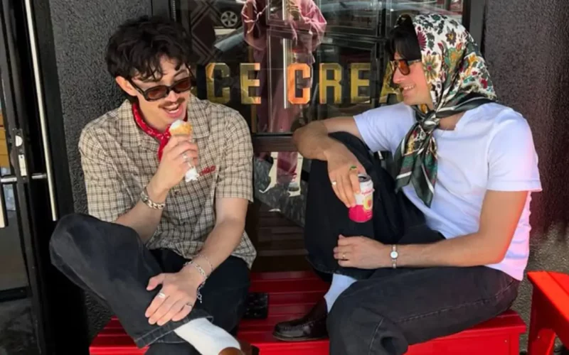 carré de soie pour homme trendy motifs