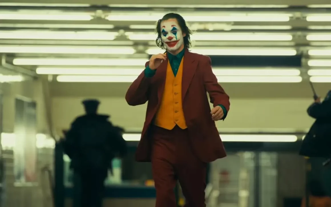 comment s’habiller comme le Joker veste rouge