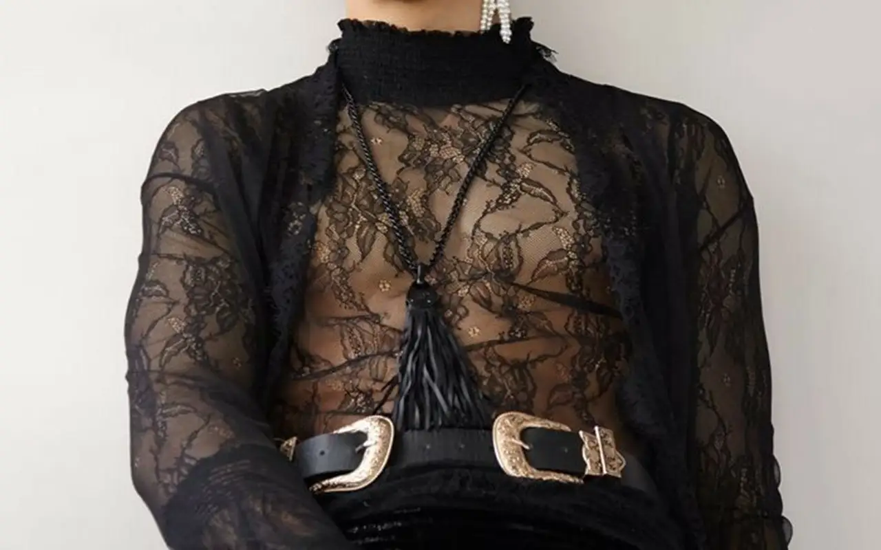 haut transparent trendy