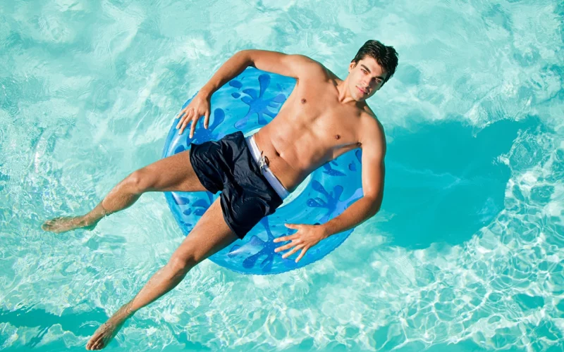 porter le maillot de bain selon sa morphologie en A
