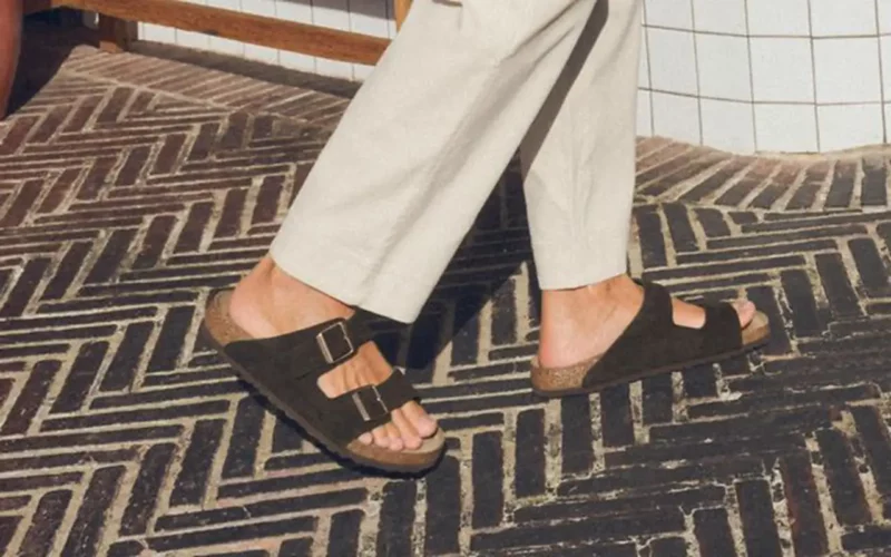 porter les chaussures ouvertes