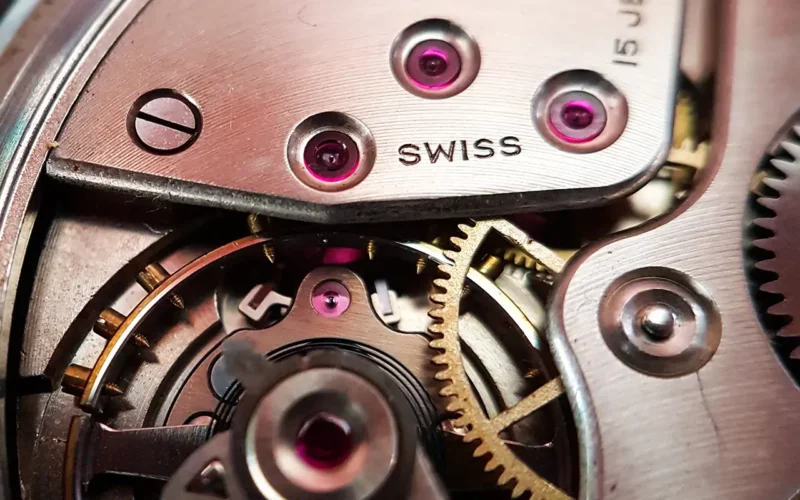 rubis dans une montre c'est quoi