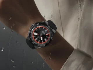 DEFY Extreme Diver