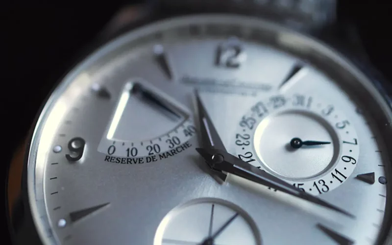 c'est quoi la réserve de marche d'une montre fonctionnement
