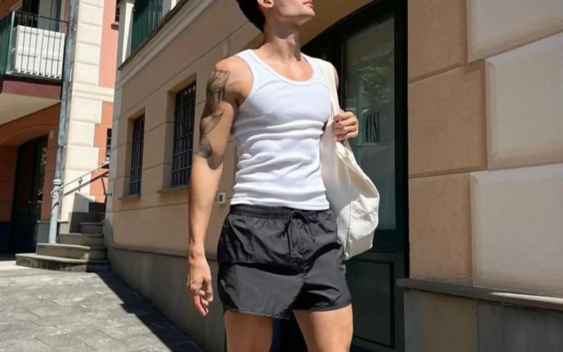 micro short pour homme sport noir