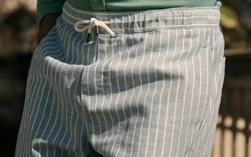 porter les rayures short bleu