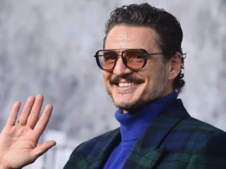 style de Pedro Pascal