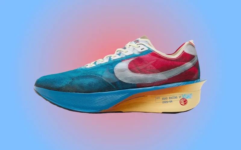 Nike Vaporfly 4% Pre-Montreal swoosh