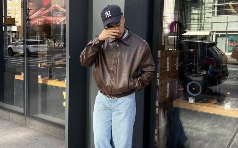 porter la veste en cuir marron jean