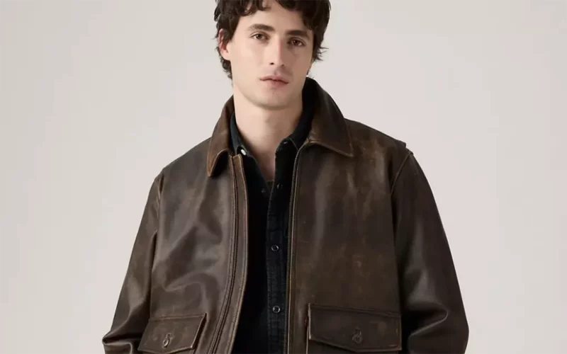 porter la veste en cuir marron levis