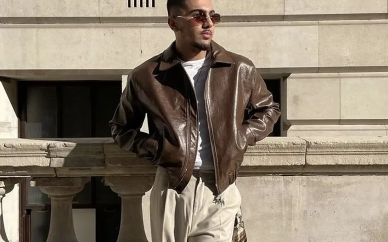 porter la veste en cuir marron look