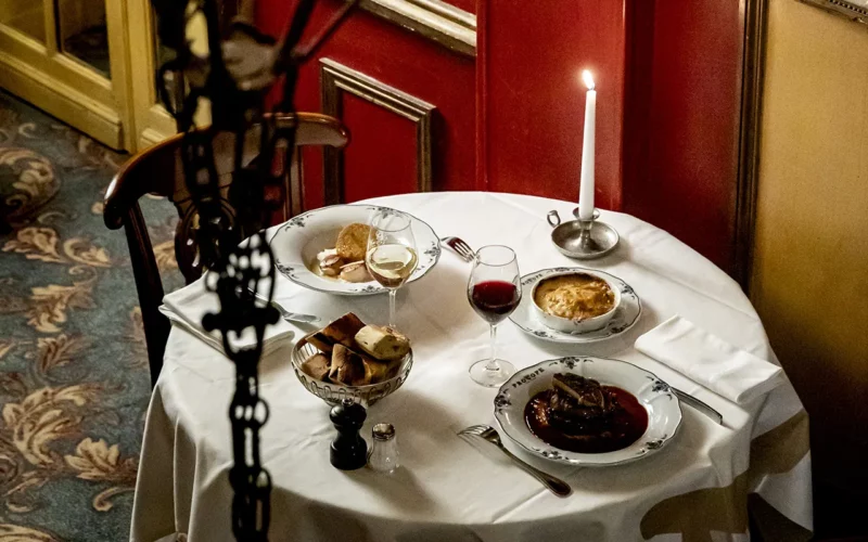 TOP 10 restaurants bistronomiques procope salle