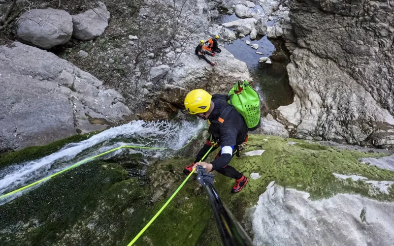 activités à sensations fortes canyoning