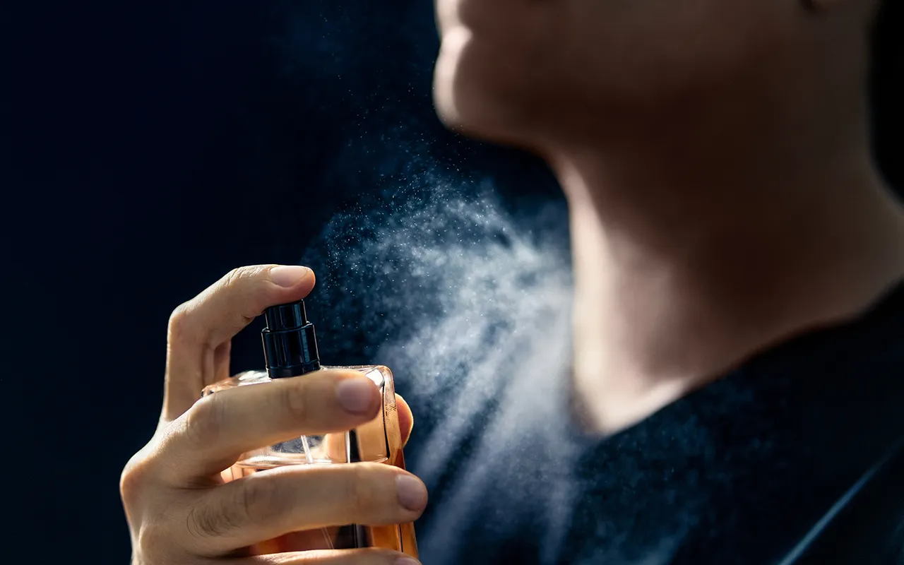 Pourquoi mon parfum ne tient pas