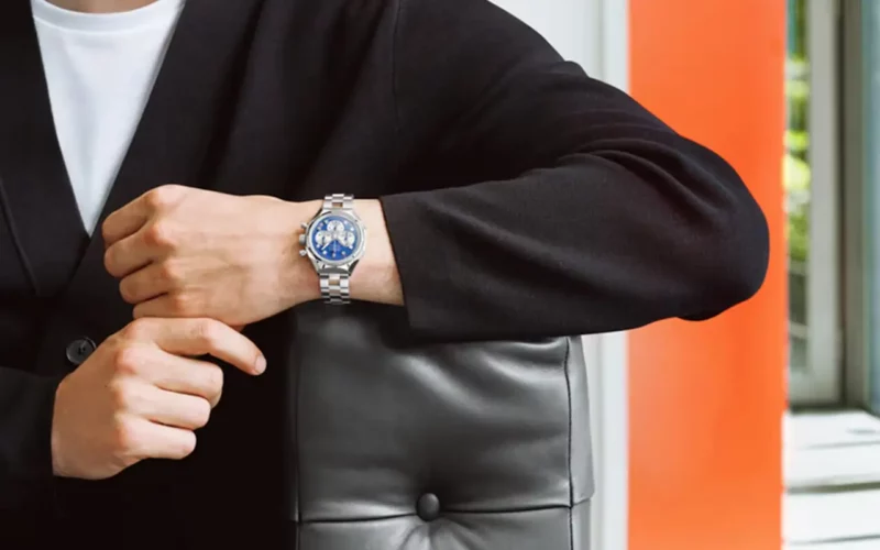collaboration Zenith x USM montre bleue