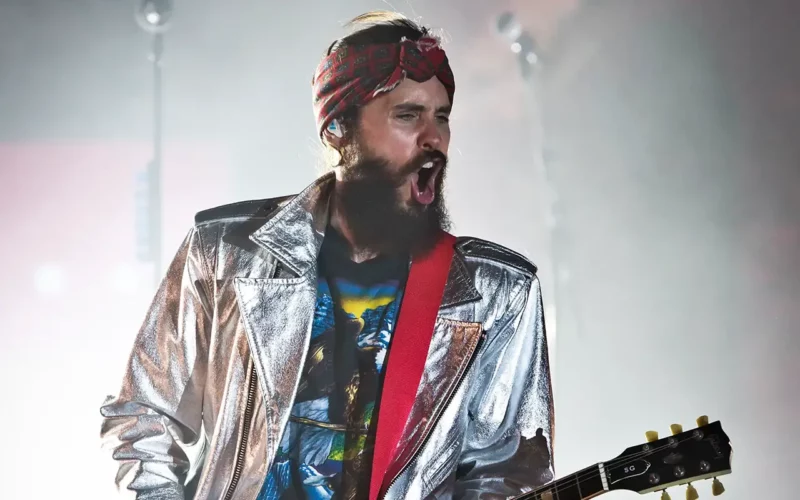 le style de jared leto sur scene