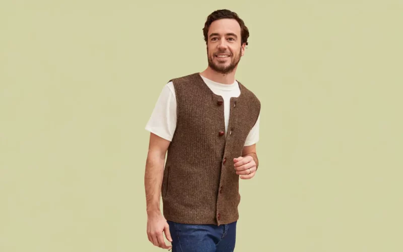 porter le gilet sans manches style preppy