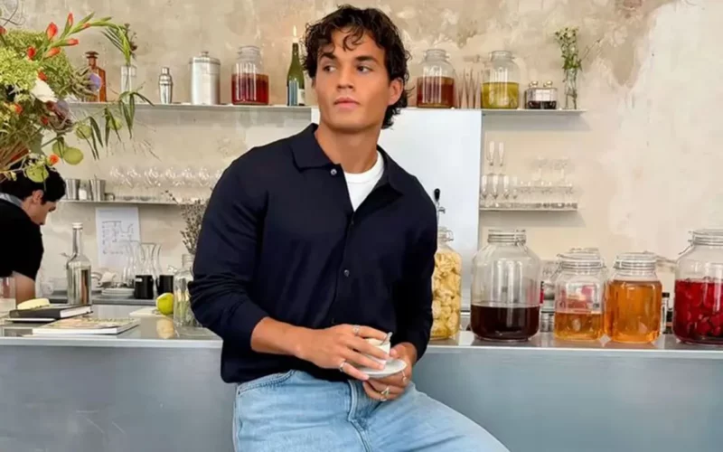 Adopter le style d’un homme classe pull