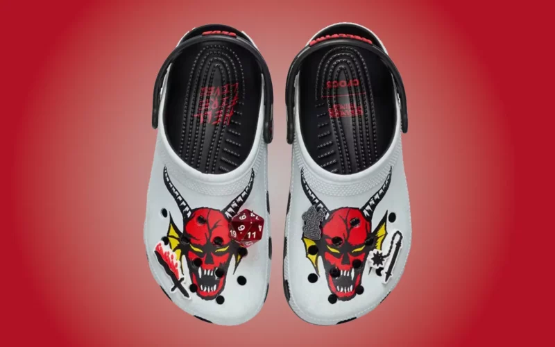 Crocs Classic Clog « Hellfire Club » dessin