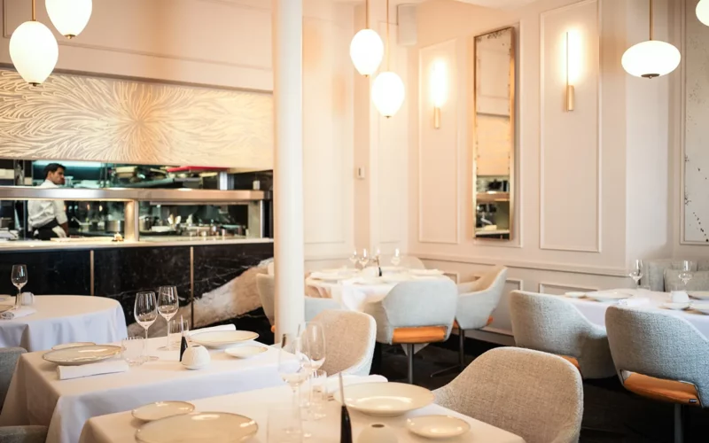 TOP 10 des meilleurs restaurants étoilés à Paris AROME salle