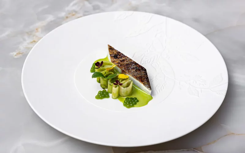 TOP 10 des meilleurs restaurants étoilés à Paris l'ORANGERIE plat