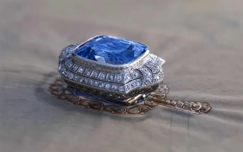 bijoux vintage de luxe époque art deco