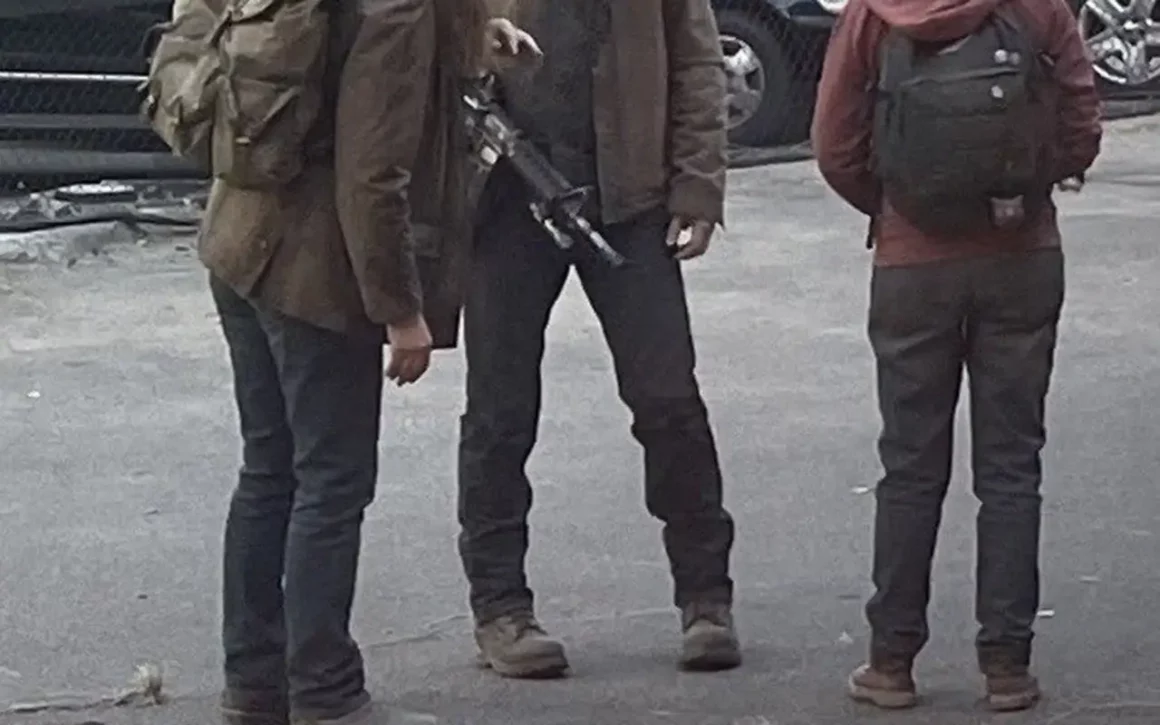 style de Joel Miller chaussures