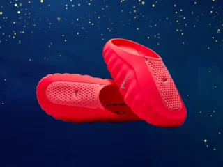 Nike Mind 001 Solar Red