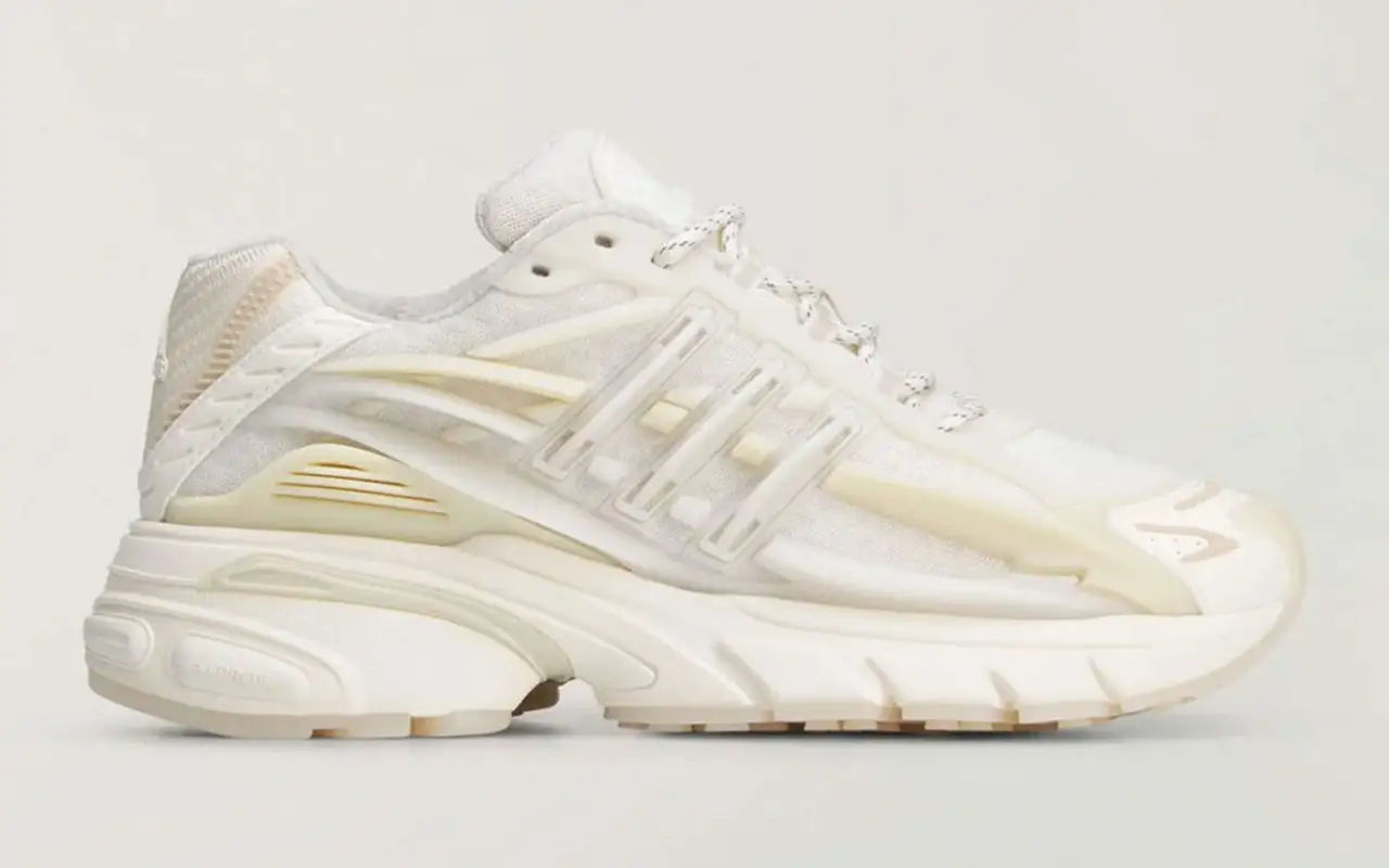 Pharrell x adidas Adistar Jellyfish Triple White