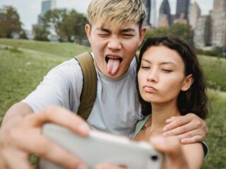 Ick début relation